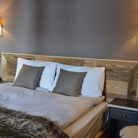 Hotel Art Grivola 4*