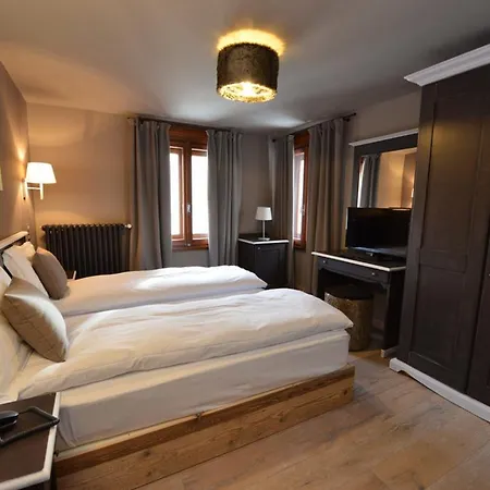 Hotel Art Grivola 4*