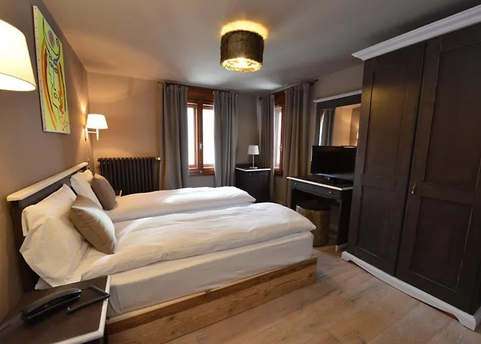 Hotel Art Grivola 4*