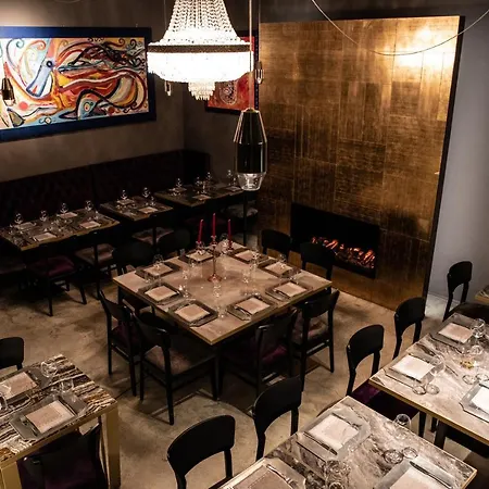 Art Grivola Hotel 4*