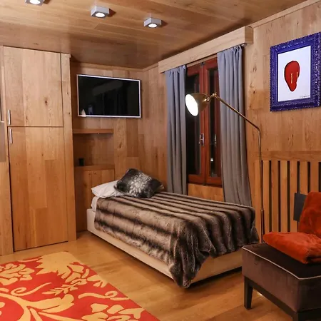 מלון Art Grivola ברויל-קרוויניה