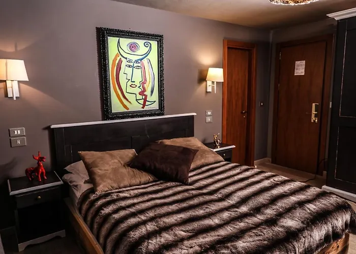 Art Grivola Hotel 4*