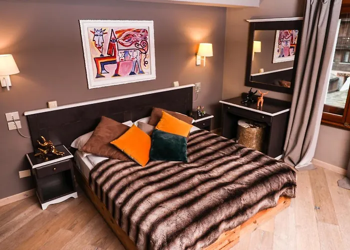 Art Grivola ברויל-קרוויניה